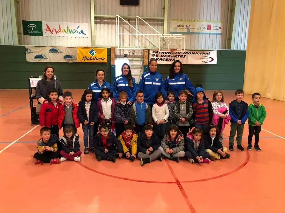 Sporting con j&oacute;venes. - vh
