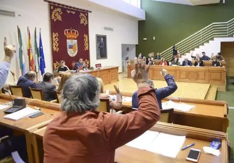 Aprueban destituir a Del Cid de la Mancomunidad