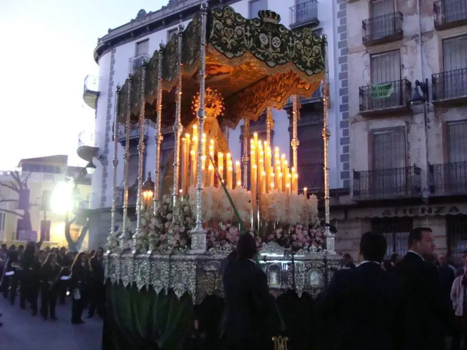Virgen de la Esperanza por Carrera de las Mercedes.  - JJM