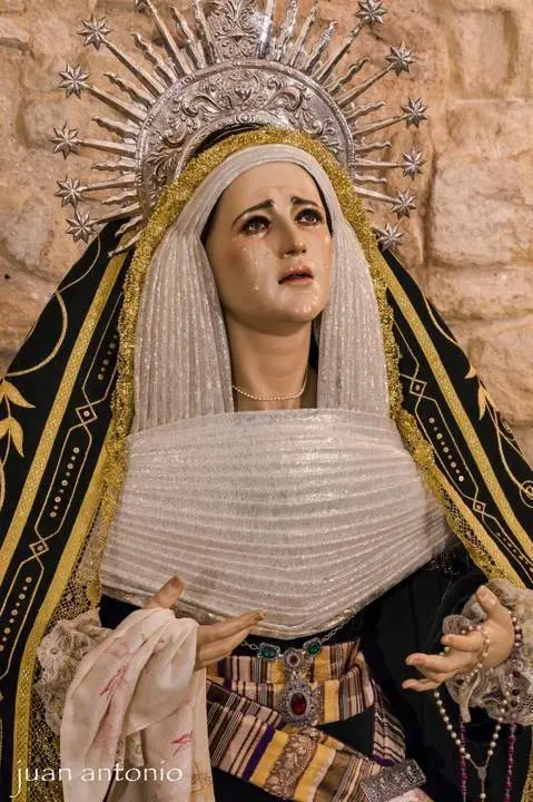 VIRGEN DE LAS TRISTEZAS