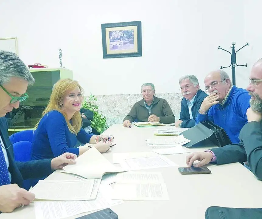 Reuni&oacute;n en Loreto. - Viva