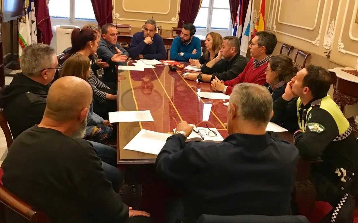 Reuni&oacute;n con los representantes de los trabajadores. - Viva