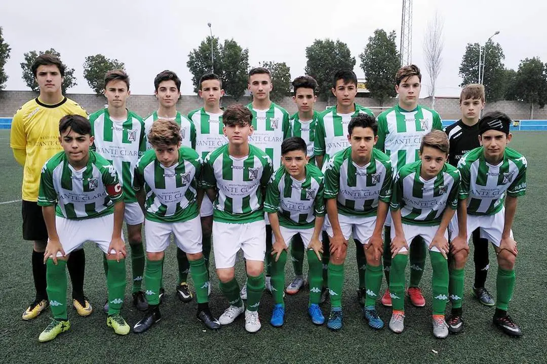 El equipo infantil A del Atl&eacute;tico Sanluque&ntilde;o en San Juan del Puerto - A. I.