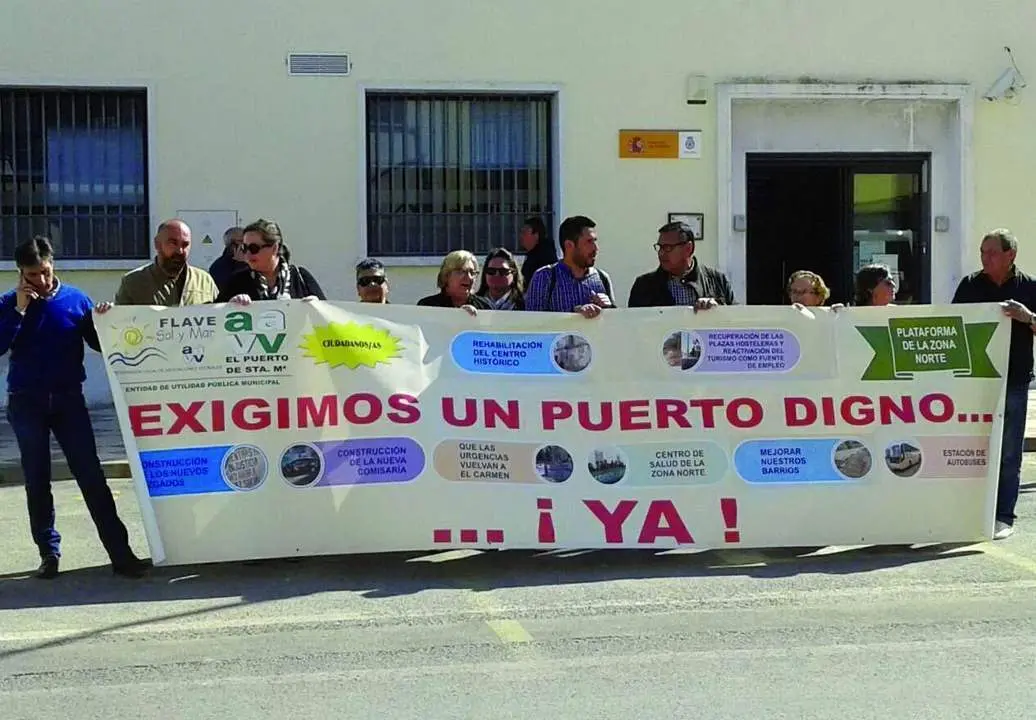 Concentraci&oacute;n 'Por un Puerto digno' - 