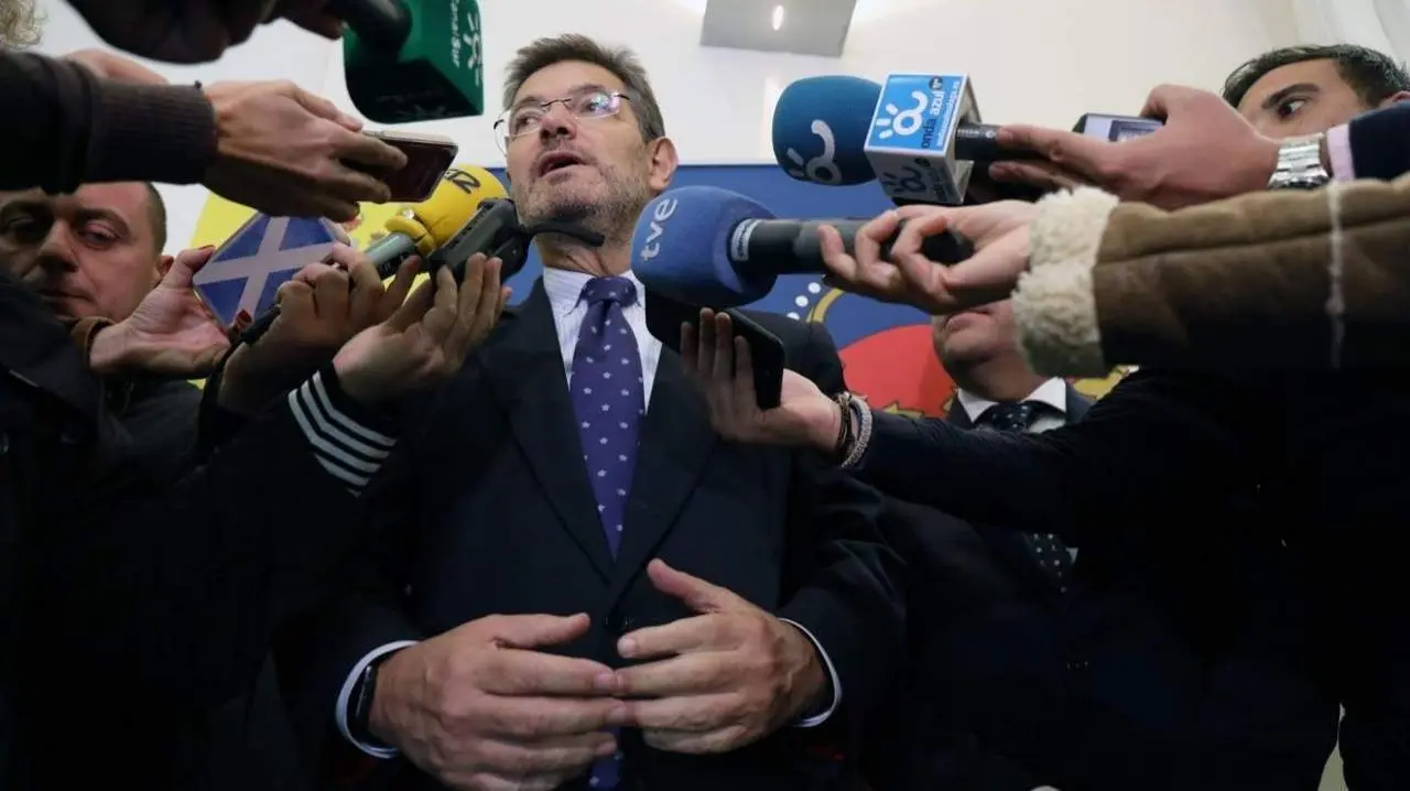 Ministro Rafael Catal&aacute;.  - VM