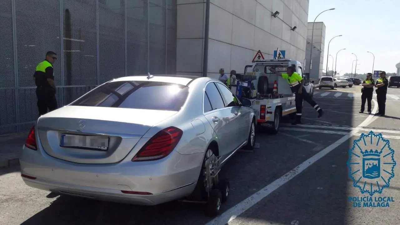 La Polic&iacute;a Local de M&aacute;laga denuncia a 195 veh&iacute;culos VTC desde 2017