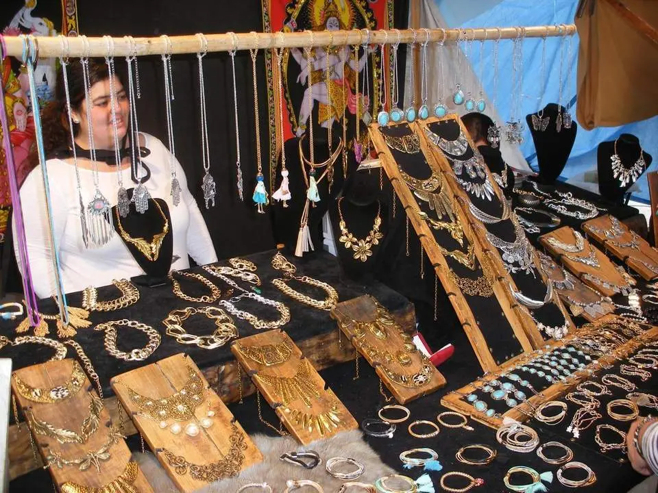 Mercado medieval. - Mac&iacute;as