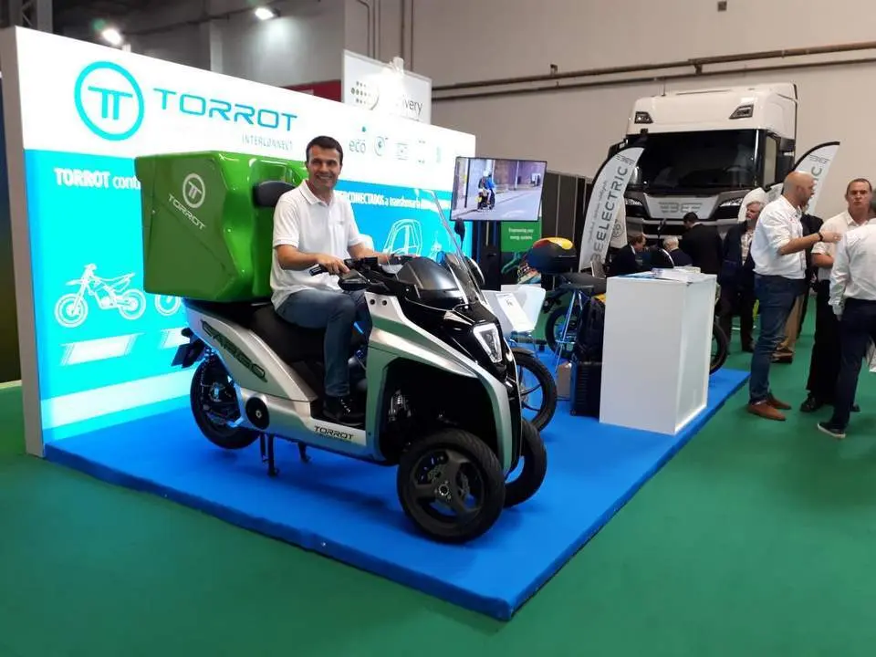 Veloc&iacute;pedo Cargo. - AI
