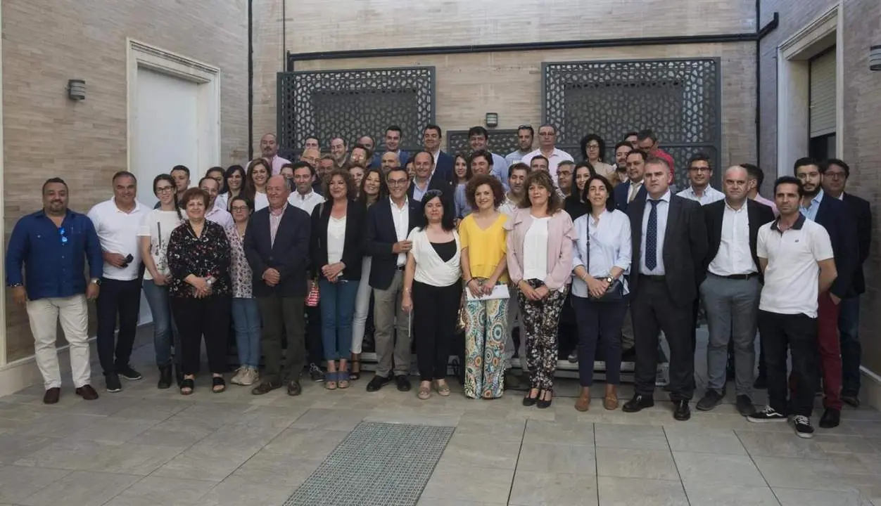 Ayudas a j&oacute;venes emprendedores. - VH