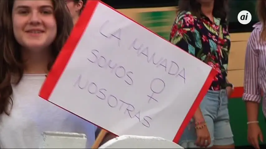 C&aacute;diz se echa a la calle en protesta por la sentencia de La Manada