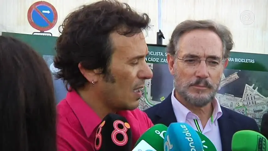 La intenci&oacute;n es "absorber la plantilla de C&aacute;diz 2012"