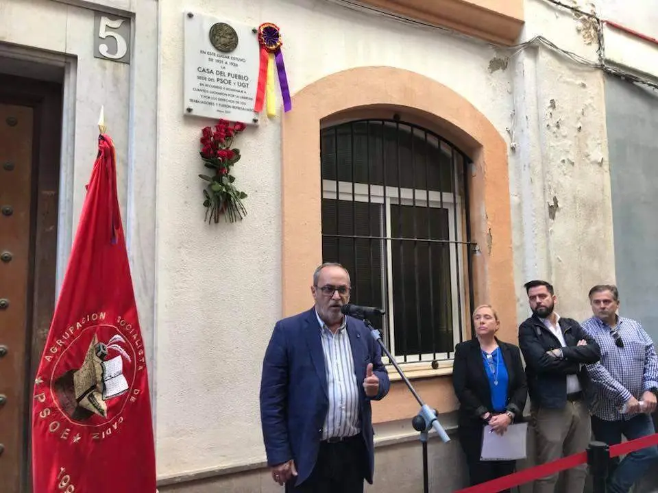 Carlos Perales en el acto de la Casa del Pueblo. - Viva