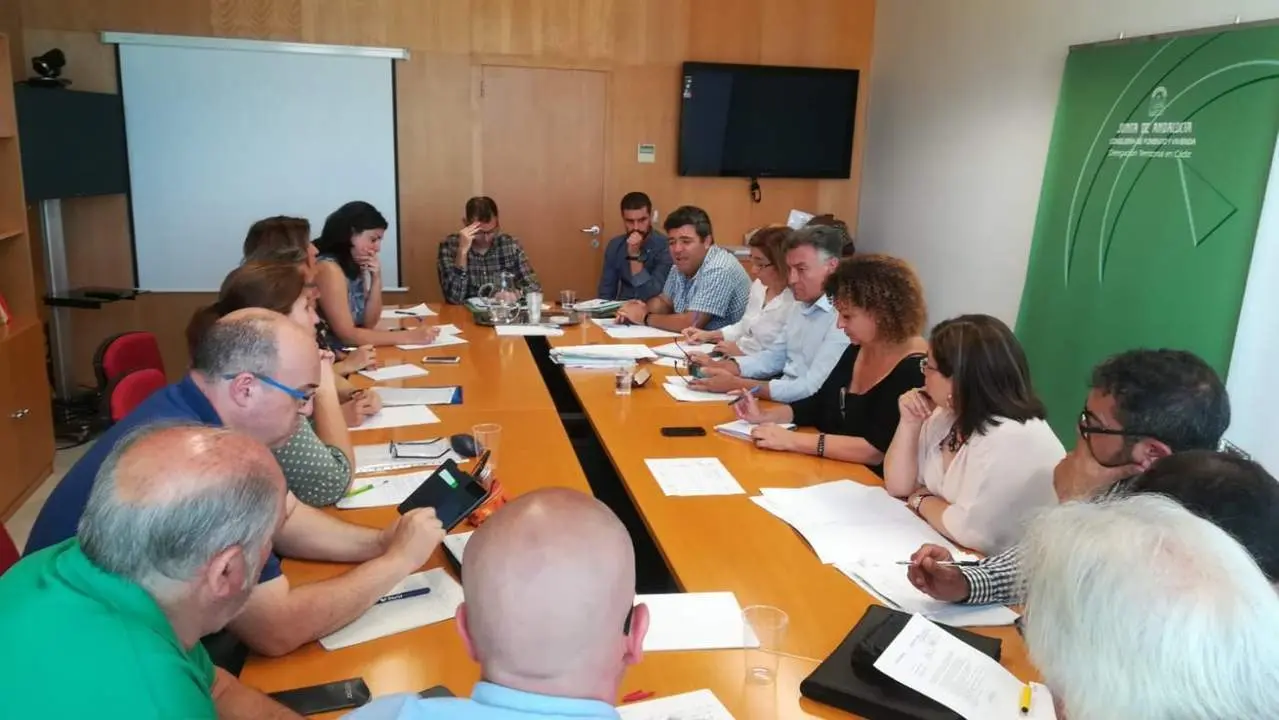 Mesa Tripartita de la Vivienda. - Viva