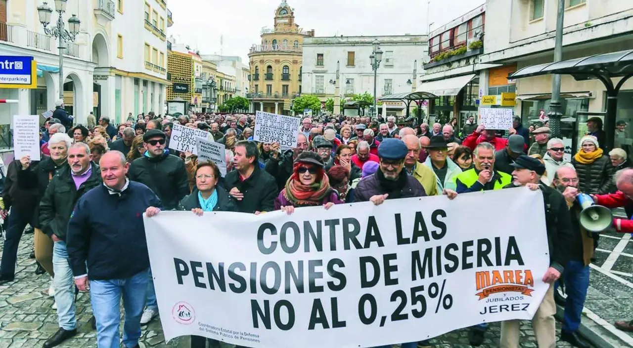 La manifestaci&oacute;n multitudinaria del pasado marzo en Jerez - Cristo Garc&iacute;a