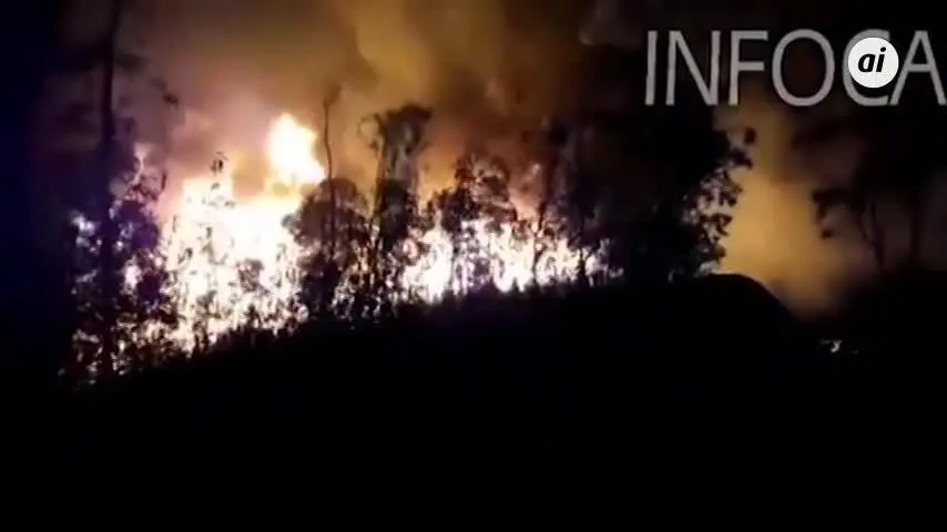 Infoca no prev&eacute; riesgo para la poblaci&oacute;n por el incendio de Almonaster
