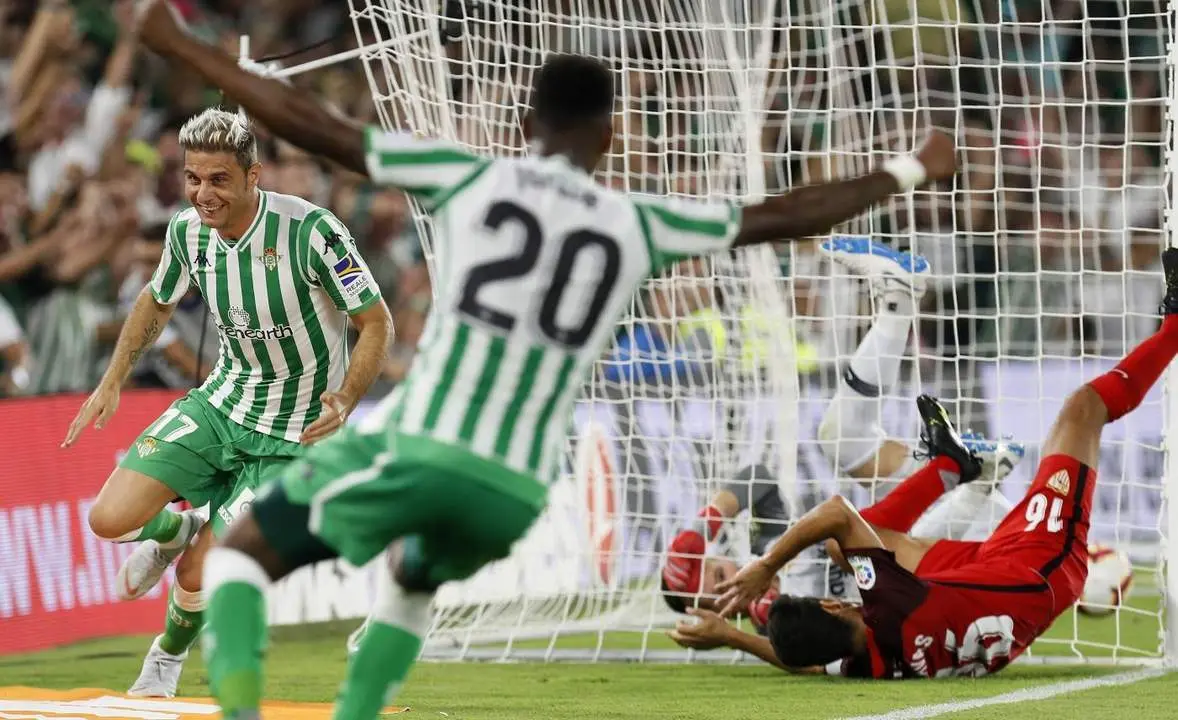 Joaqu&iacute;n decide el derbi sevillano de una noche de verano (1-0)
