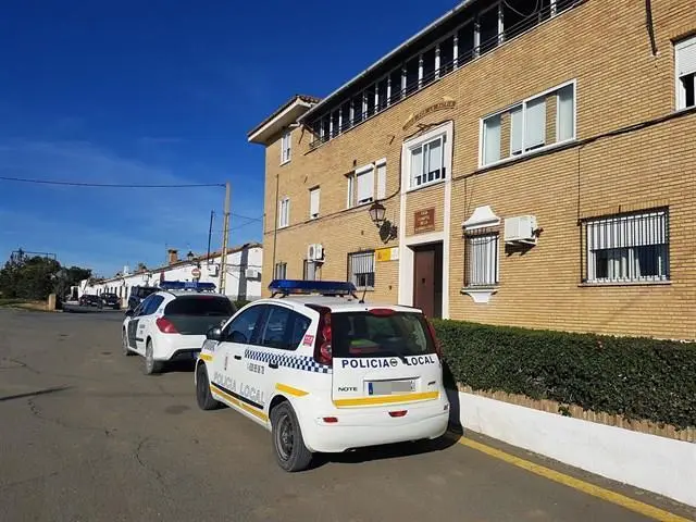 Polic&iacute;a Local de Beas. - VH