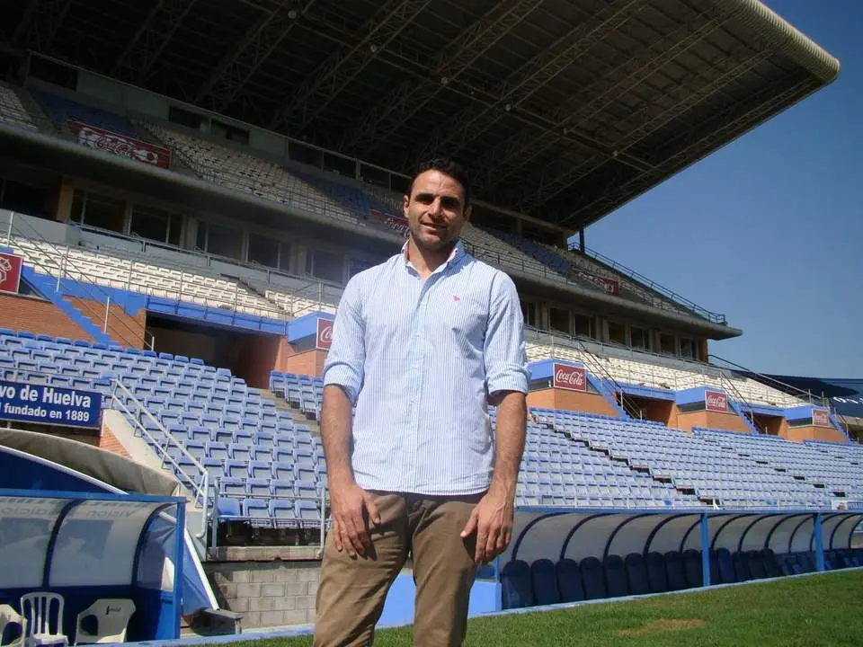 Antonio N&uacute;&ntilde;ez. - Edu Siles