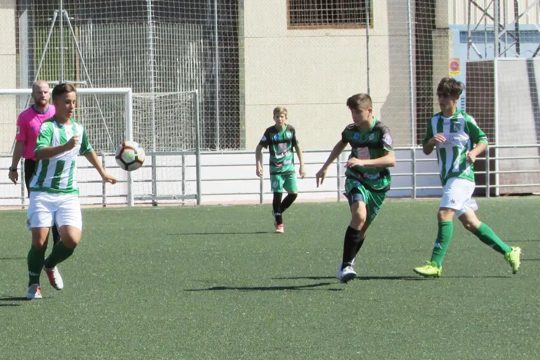 Una acci&oacute;n de un partido que acab&oacute; con el resultado de 4-4 - Ra&uacute;l J. Bustillos