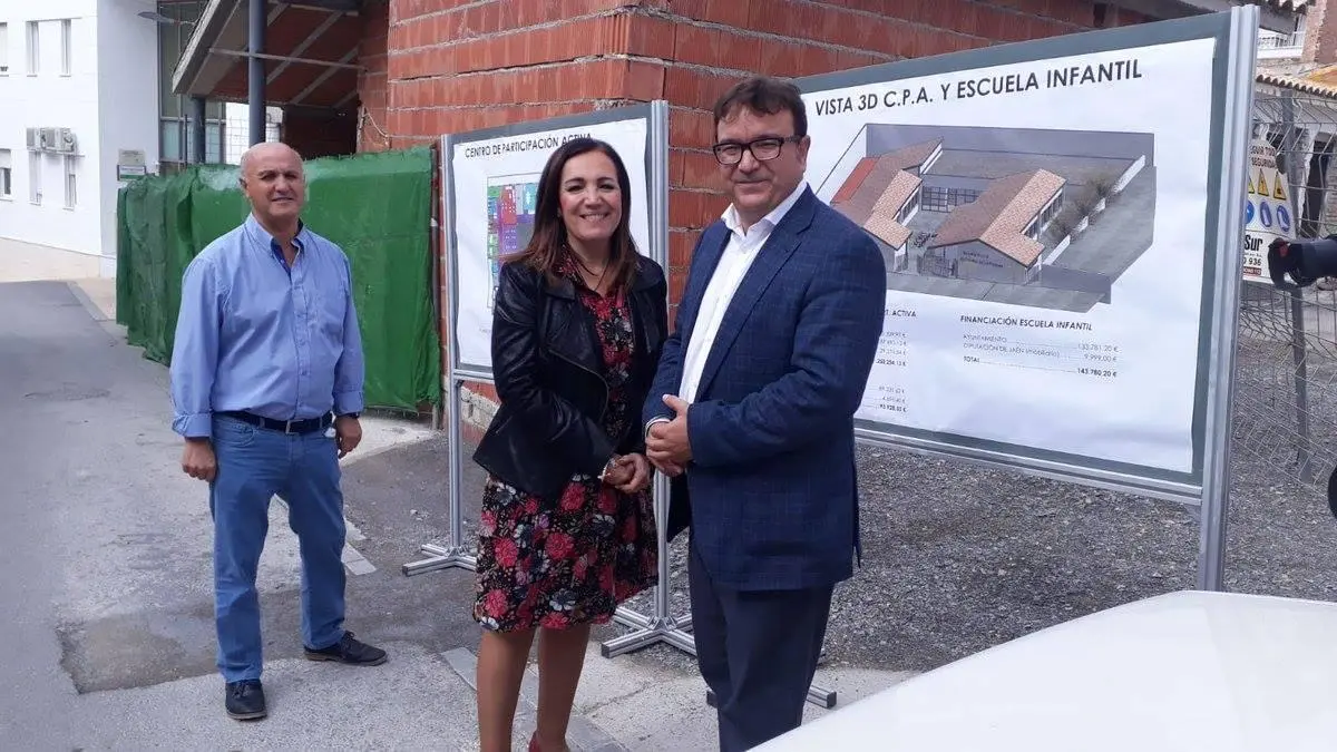 Visita de la subdelegada del Gobierno a Castillo de Locub&iacute;n.  - 