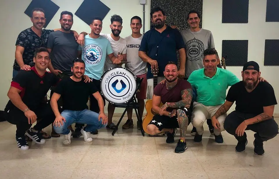 Fali Ramos con su agrupaci&oacute;n. - VH