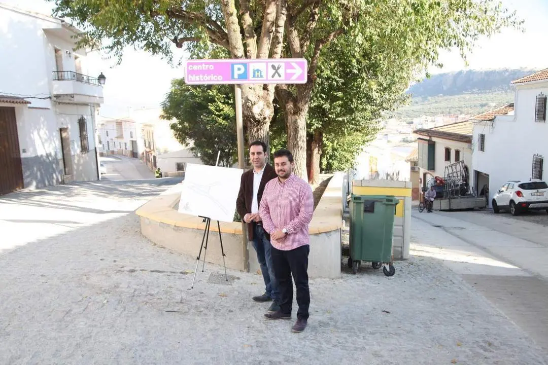 Visita a las obras realizadas en la calle Ancha.  - MAP