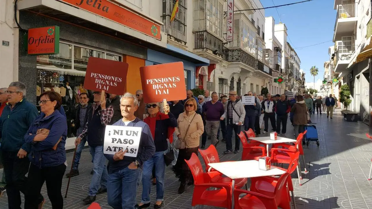 Los pensionistas, por la calle Luna - B. G. S. 