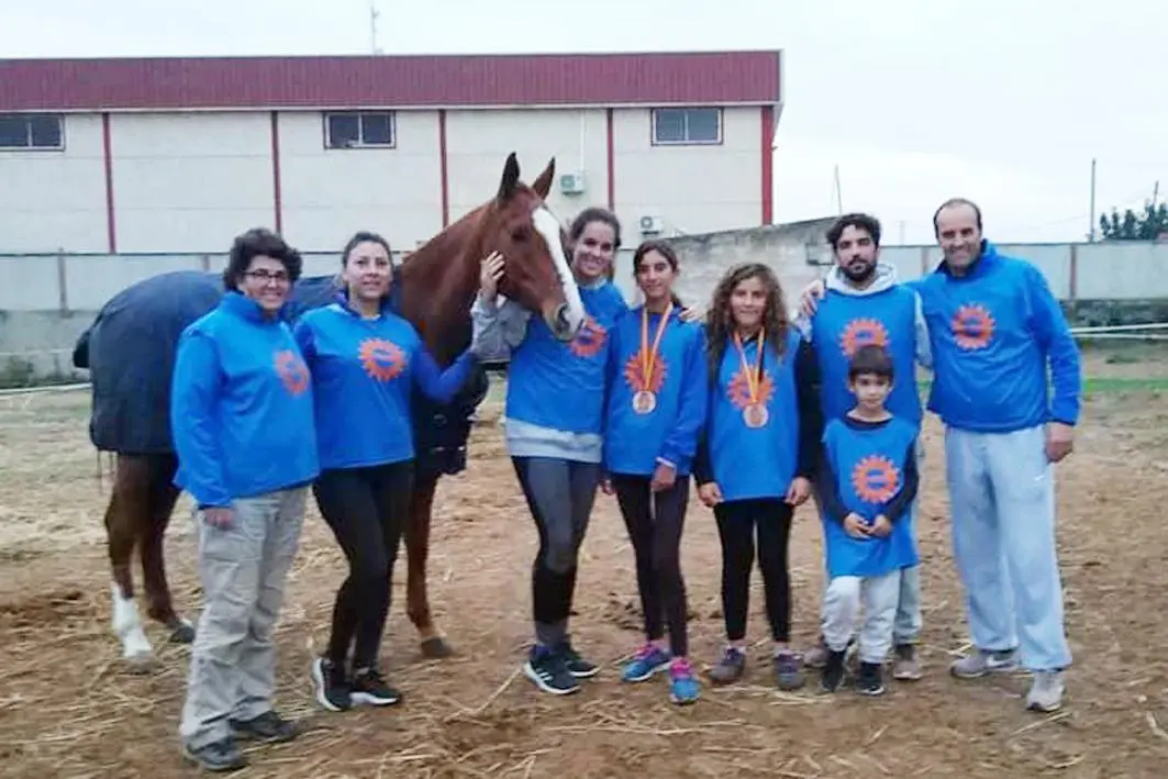 Al-Mesquid Stables de Sanl&uacute;car en Badajoz - A. I.