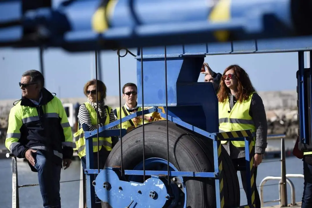 Visita de t&eacute;cnicos de Puertos al muelle de Bonanza. - Informaci&oacute;n.