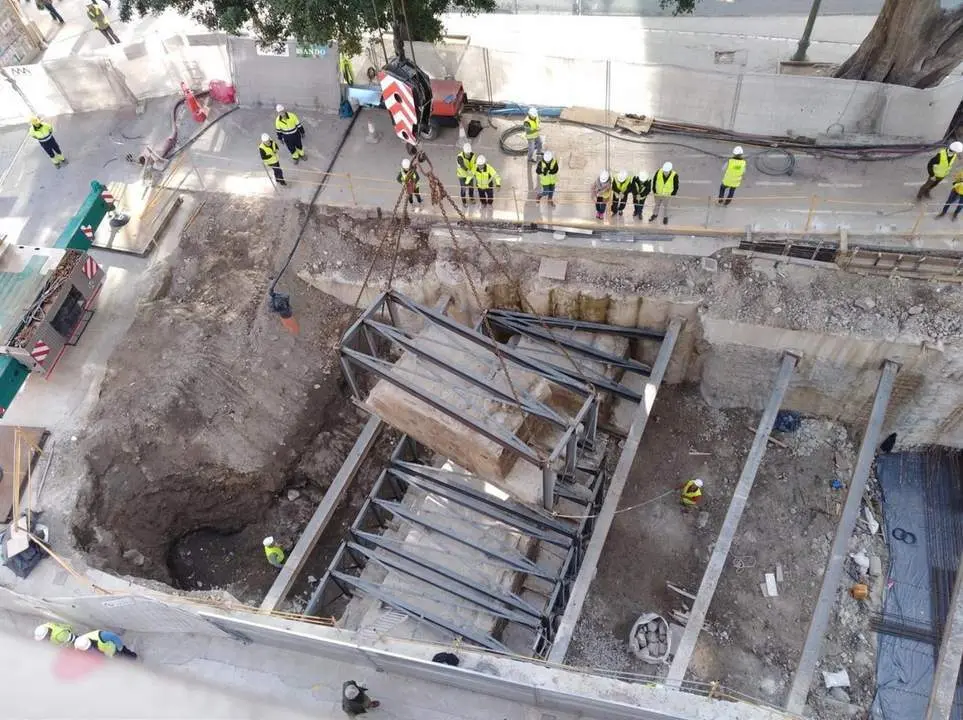 imagen de la retirada del muro. - vm