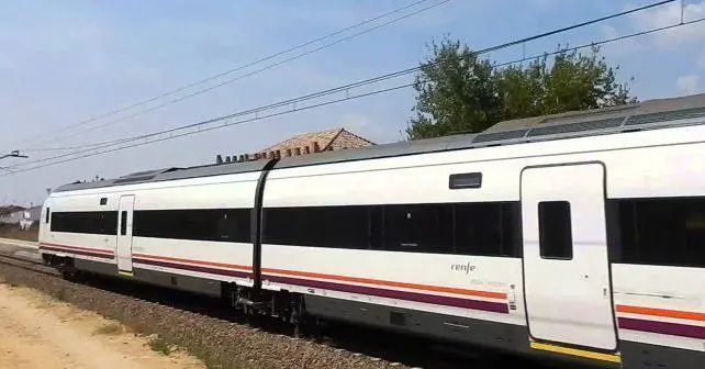 Trenes.- - vh