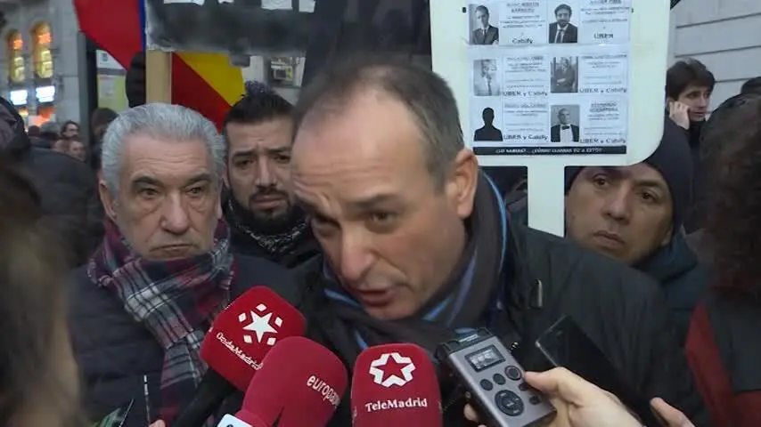Los taxistas se concentrar&aacute;n en Sol indefinidamente