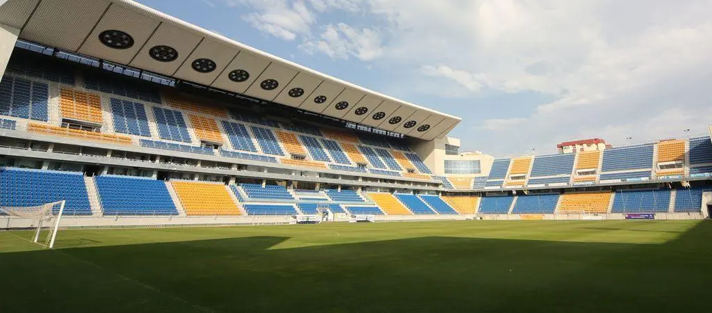 Estadio Carranza donde ir&aacute; el hospital. - Viva