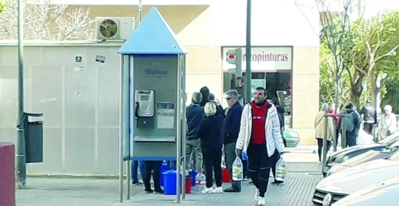 Unas 500 familias se quedan sin agua por la rotura de una tuber&iacute;a
