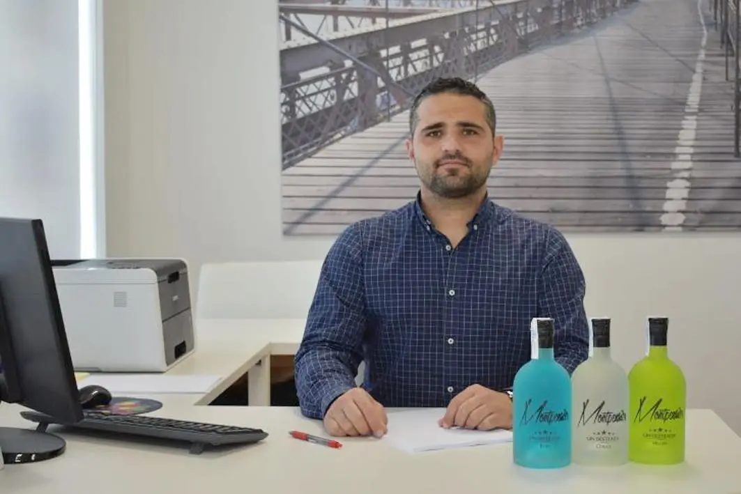 Roberto Yuste, creador de la Ginebra Montpensier Premium - Regli G&oacute;mez