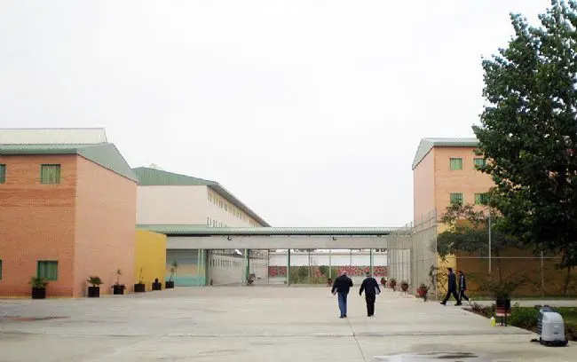 Un psiquiatra acude una vez cada quince d&iacute;as al centro penitenciario de Huelva.  - 