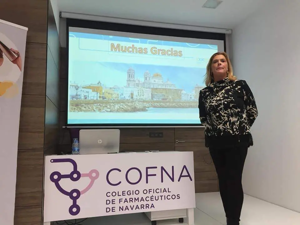 La doctora Palomino en una de sus charlas. - Cedida.