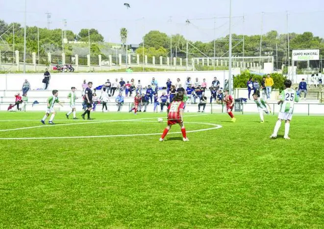 Partido de los alevines del Juventud Torremolinos. - ROHU