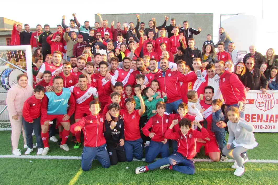 La plantilla pide el apoyo de su afici&oacute;n en los &uacute;ltimos partidos de Liga - Ra&uacute;l J. Bustillos