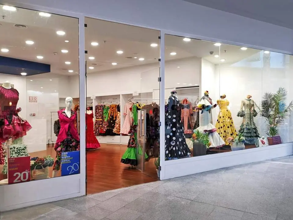 Nueva tienda flamenca en Holea. - VH
