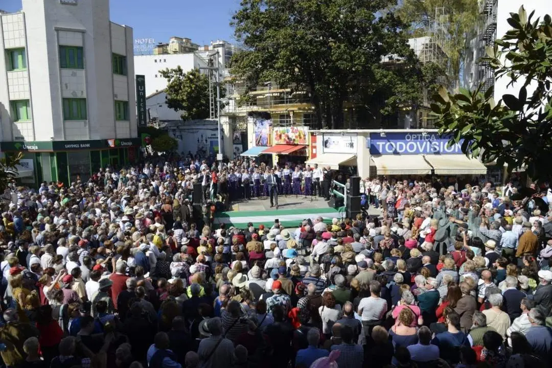 El sol brilla en Torremolinos para celebrar el D&iacute;a de Andaluc&iacute;a