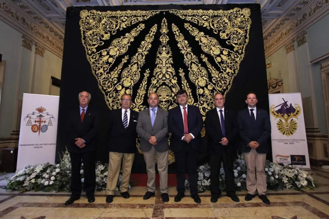 Presentaci&oacute;n oficial en el Ayuntamiento. - VH