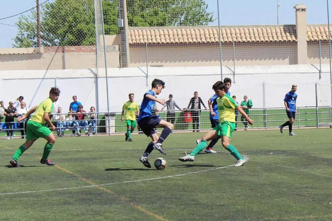 Una acci&oacute;n del partido - Ra&uacute;l J. Bustillos