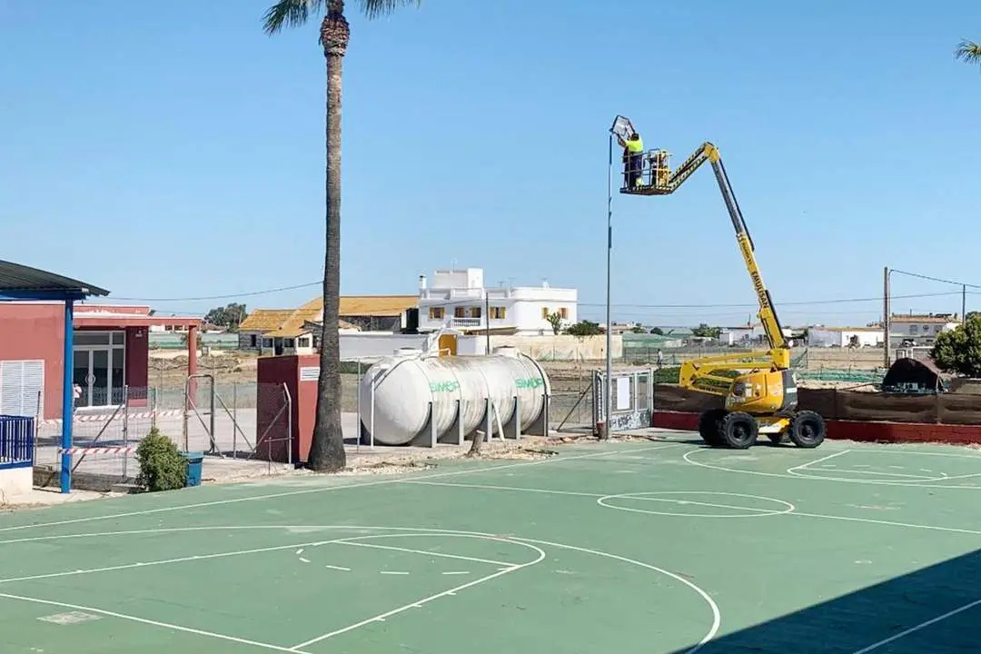 Lugar del CEIP Maestra Caridad Ruiz donde quedar&aacute;n ubicadas las dos piscinas - A. I.