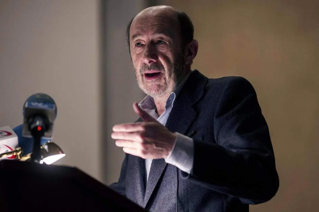 Rubalcaba imparte una conferencia en la Universidad de M&aacute;laga - EFE/JORGE ZAPATA