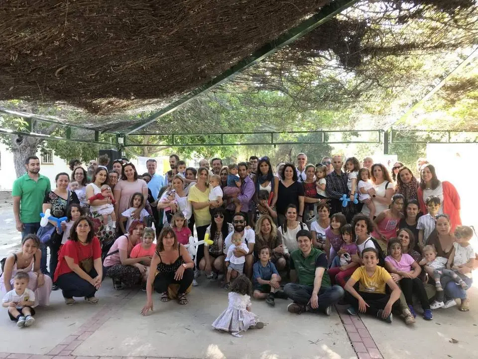 "Hermanos de leche" junto a sus madres celebran su d&iacute;a en M&aacute;laga