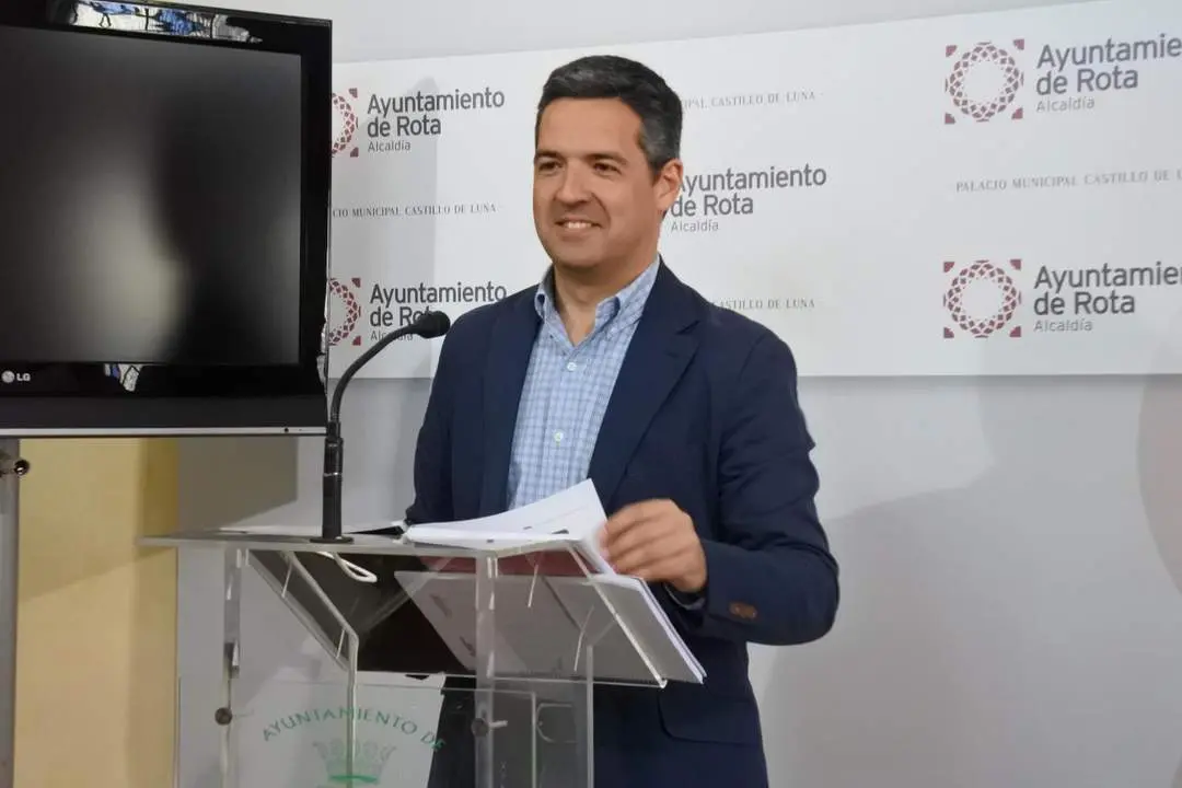 Javier Ruiz Arana, alcalde de Rota. - O. P.