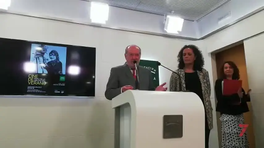 Villalobos: "Cuando el PSOE me diga que mi etapa ha terminado, me ir&eacute;"