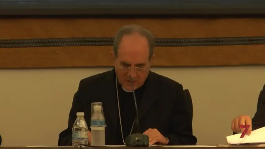 &ldquo;Recuerdo a las hermandades su obligaci&oacute;n de aportar a la Iglesia"