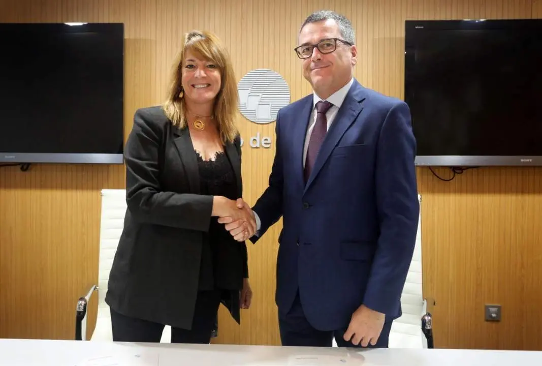 Firma entre entidades. - VH